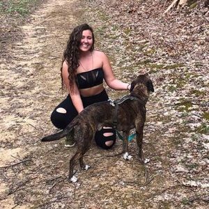 Meet your Posher, Cecelia